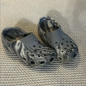 Crocs classic marbled clog Light Grey/Multicolor Marble Print men’s 5 women’s 7